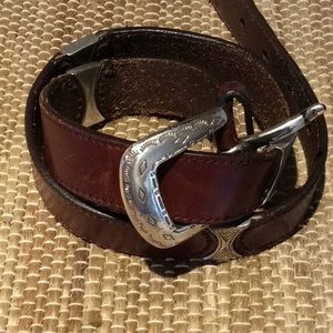 Fossil leather belt.